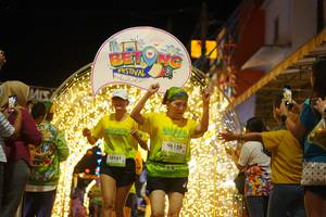 BIB: 50161, 90159
                            <button type="button" onclick="openModal(21831796)" class="btn btn-primary btn-sm float-right btn-popup" data-toggle="modal" data-target=".modal-high-quality">
                        <i class="fas fa-shopping-cart"></i> Add to Cart
                    </button>
                                            <button type="button" onclick="isThisMe(21831796, true)" class="btn btn-success btn-sm float-right btn-popup btn-isme hidden" data-toggle="tooltip" data-placement="bottom" title="นี่คือรูปของคุณใช่ไหม คลิกที่นี่เพื่อเอาเข้าอัลบั้ม">
                        <i class="fas fa-plus"></i> Add to album
                    </button>
                    <button type="button" onclick="isThisMe(21831796, false)" class="btn btn-warning btn-sm float-right btn-popup btn-isnotme hidden">
                        <i class="fas fa-ban"></i> Remove from album
                    </button>